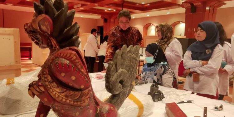 Belanda Kembalikan 1.500 Benda Budaya Indonesia