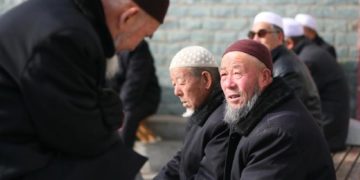 HRW Kecam China atas Kondisi Buruk Muslim Uighur