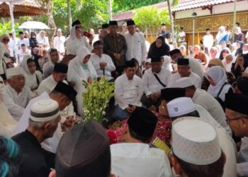 Menko Polhukam: Wafatnya Gus Sholah Tinggalkan Pelajaran Berharga Tentang Kematian