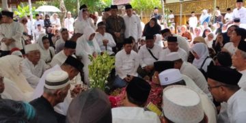 Menko Polhukam: Wafatnya Gus Sholah Tinggalkan Pelajaran Berharga Tentang Kematian