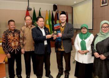 Tiga Ulama Inggris Ikut Sebarkan Wajah Islam Moderat di Jawa Barat