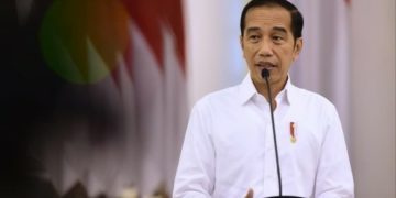 Presiden Jokowi Gratiskan Listrik Bagi Pelanggan 450 VA Selama Tiga Bulan