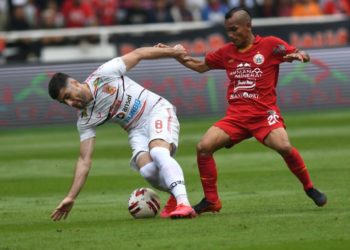 Pemain-Pemain Liga 1 Lelang Barang Bantu Penanganan Corona