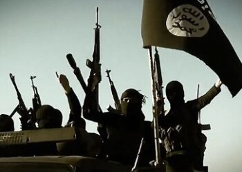 Pasukan Koalisi AS Hancurkan Tiga Tempat Persembunyian ISIS di Irak
