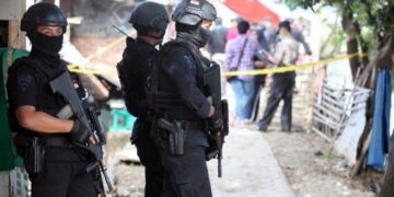 Densus 88 Bekuk Seorang Terduga Teroris di Cirebon