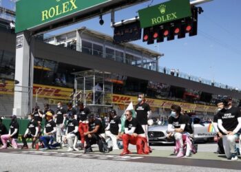 Lawan Rasisme, Para Pebalap F1 berlutut di GP Austria