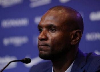 Barcelona Resmi Pecat Eric Abidal Dari Jabatan Direktur Olahraga