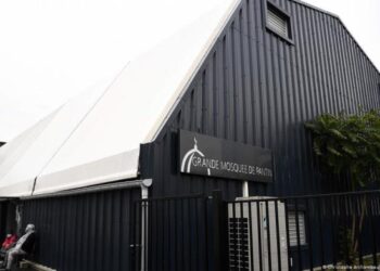 Gara-Gara Guru Dipenggal, Masjid Ditutup, Muslim Prancis Sedih