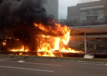 Polda Metro Jaya Tahan 20 Pedemo Pembakar Halte Transjakarta