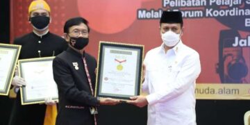 Raih Rekor MURI, Kepala BNPT: Waspadai Ideologi Radikal yang Disusupkan di Konten Medsos