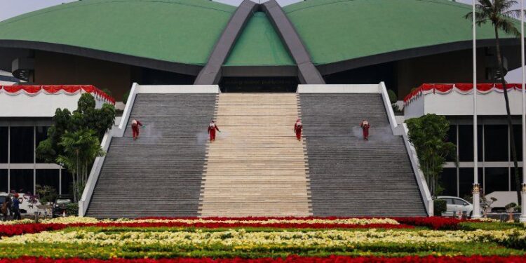 Komisi V DPR RI Minta Kemenhub Mendukung Kebijakan Gubernur Kalbar Soal Larang Penerbangan Batik Air ke Pontianak
