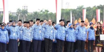Trubus Rahadiansyah : Rencana Kenaikan Gaji PNS Justru Menyakiti Hati Rakyat