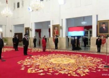 Resmi, Presiden Jokowi Lantik 6 Menteri dan 5 Wamen Baru