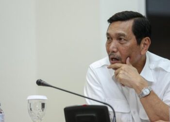 Menko Luhut Pastikan Vaksinasi Dimulai Rabu dan Dampaknya Mulai Kelihatan 3 Bulan ke Depan