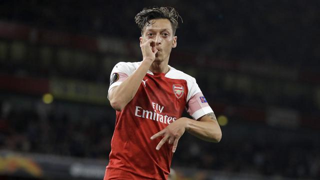 Fenerbahce Jelaskan Transfer Mesut Oezil dari Arsenal