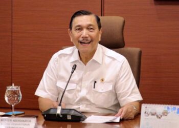 Menko Luhut Rapat dengan Dokter – Epidemioligi Dorong 4 Strategi Utama Maksimalkan Penangan Covid-19