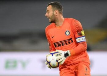 Milan Vs Inter, Handanovic Tampil Gemilang Buat Takjub Pelatih Milan