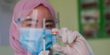 Kemenkes : Sejumlah Daerah Belum Vaksinasi Nakes Akibat Terkandala Seremoni Penyuntikan Kepala Daerah