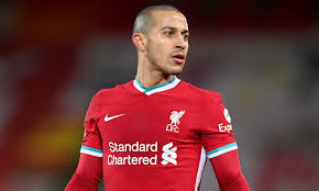 Henderson Tepis Kritikan yang Menimpa Thiago : Ia Sudah Tampil Gemilang