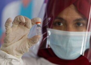 Polisi Hentikan Proses Vaksinasi Covid-19 Kepada Pedagang, Saat Terjadi Kerumunan