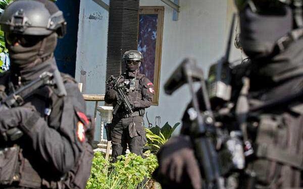 Densus 88 Kembali Lakukan Rangkaian Penangkapan Terduga Teroris di Sumbar dan Sumut