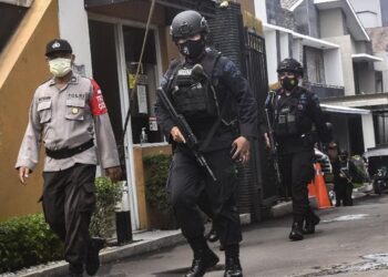 Densus 88 Kembali Ciduk 13 Terduga Teroris di Riau