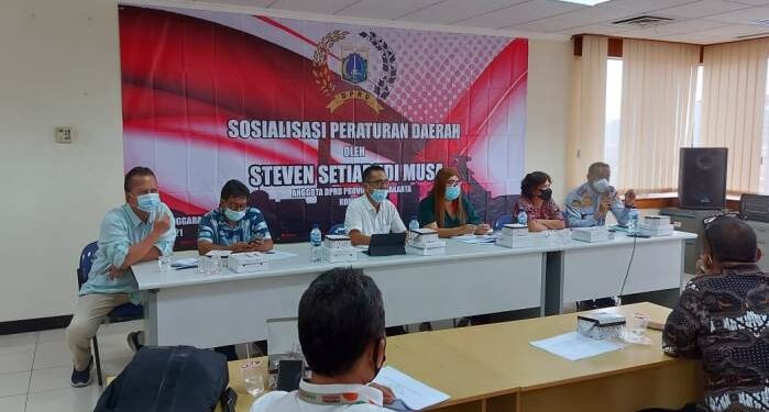 Pemilik Kendaraan di DKI Wajib Punya Garasi. Ini Aturan dan Sanksinya