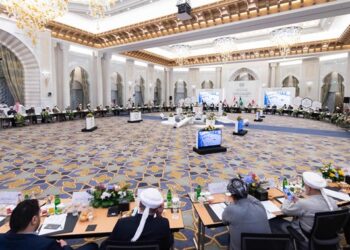 Bahas Persatuan dan Koeksistensi, Ulama Sunni dan Syiah Irak Bertemu di Mekah