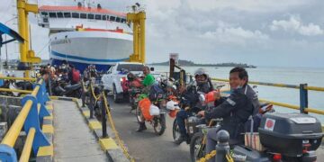 Tertahan di Kepri, Tim JKW-PWI Akhirnya Berlayar Ke Kalimantan