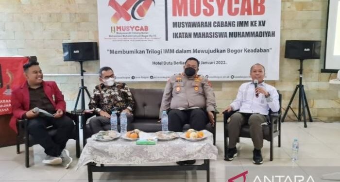 Mahasiswa Harus Perkuat Internalisasi Wawasan Kebangsaan dan Keagamaan yang Utuh