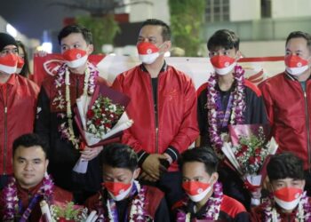 Pengurus Esports Sambut Kedatangan Peraih Medali di SEA Games 2021