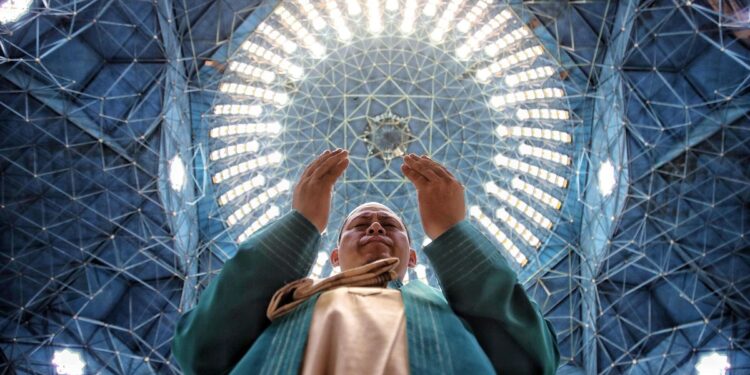 Kemenag Perpanjang Seleksi Imam Masjid untuk UEA