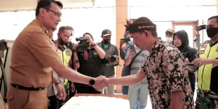 49 Orang Mantan Anggota NII di Kabupaten Bandung Ikrar Kembali ke NKRI