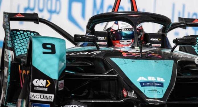 Mitch Evans Kampiun Jakarta E-Prix 2022