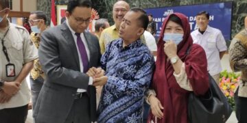 Gubernur DKI Anies Baswedan Peroleh PWI Jaya Award