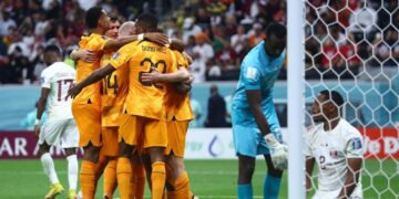Permalukan Tuan Rumah 2-0, De Oranje Lolos ke 16 Besar sebagai Juara Grup!