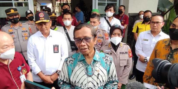 Bom Bunuh Diri Astana Anyar, Mahfud MD: Teroris Bukan Pejuang Agama tapi Musuh Kemanusiaan!