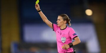 Sejarah! Wasit Perempuan Pimpin Duel Kosta Rika Vs Jerman