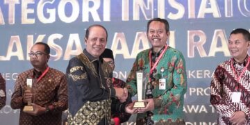 Dinilai Berhasil Tekan Radikalisme, Pemprov Jateng Terima Penghargaan dari BNPT