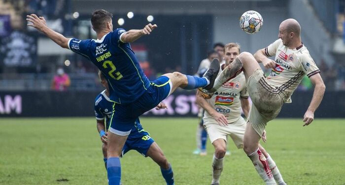 Resmi! Laga Persija Jakarta vs Persib Bandung Ditunda