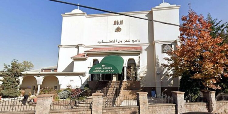Imam Masjid New Jersey Ditikam Saat Pimpin Sholat