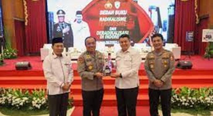 Buku “Radikalisme, Terorisme, dan Deradikalisasi” Bedah Kerja Keras Polri dan Pihak Terkait Dalam Penanganan Terorisme