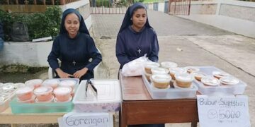 Biarawati Di Sukabumi Jualan Takjil untuk Bumikan Toleransi