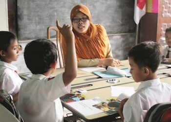 Peran Guru Sangat Vital dalam Peningkatan Sikap Toleransi Beragama Anak Didik