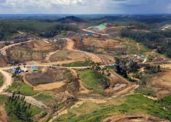 Hari Ozon Nasional: Bagaimana MDKA Mendukung Target Net Zero Emission 2060 Pemerintah