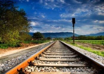 Kecelakaan Kereta di Cirebon: 4 Korban Jiwa, Identitas Belum Diketahui