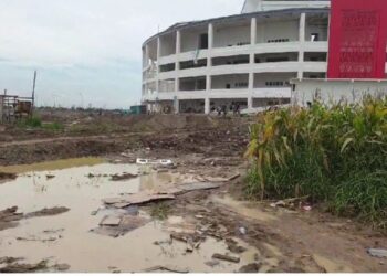 Kendala Akses Jalan Menuju Venue Voli PON XXI: Keterlambatan Anggaran dan Cuaca Buruk