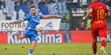 Kericuhan Pecah Usai Duel Persib vs Persija di Stadion Si Jalak Harupat