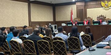 Sandra Dewi Menangis Saat Ceritakan Rekeningnya Diblokir Kejaksaan