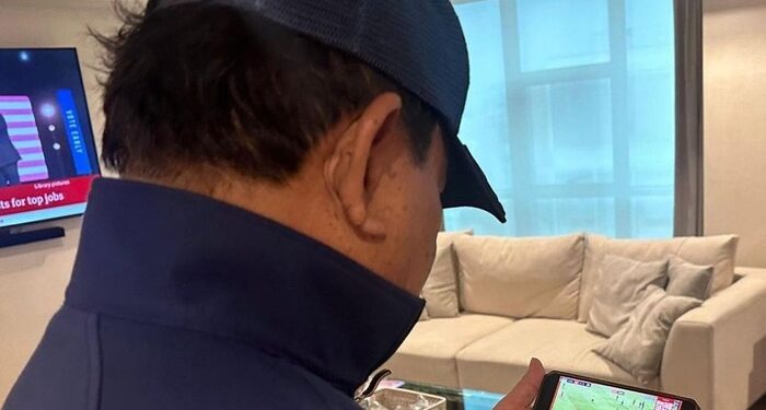Prabowo Subianto Tonton Laga Indonesia vs Jepang di Tengah Agenda KTT APEC